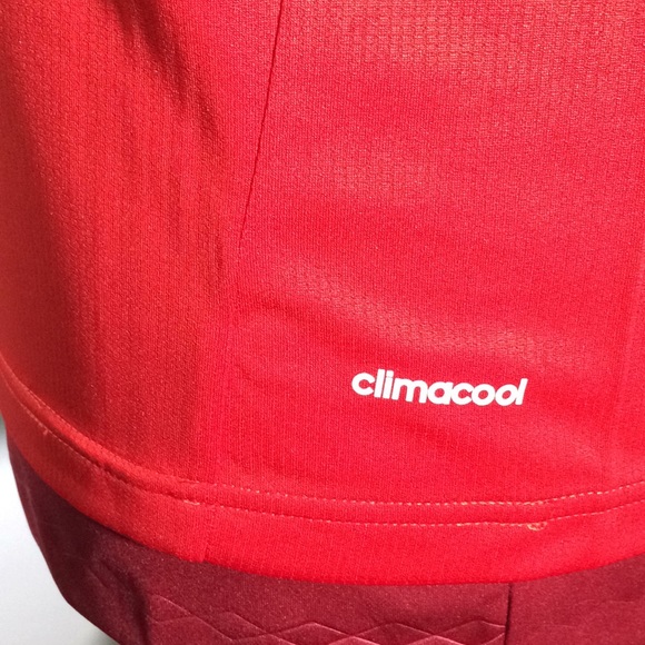 Bayern Munich Home Jersey - Picture 4 of 8